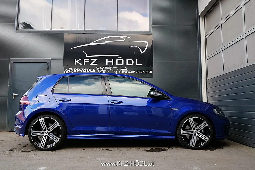 Volkswagen Golf R 2,0 TSI Image 5