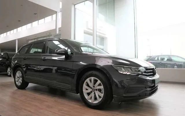 Volkswagen Passat Variant 1.5TSI 150PK 6V*LED*GPS*NIEUW & TO Image 4