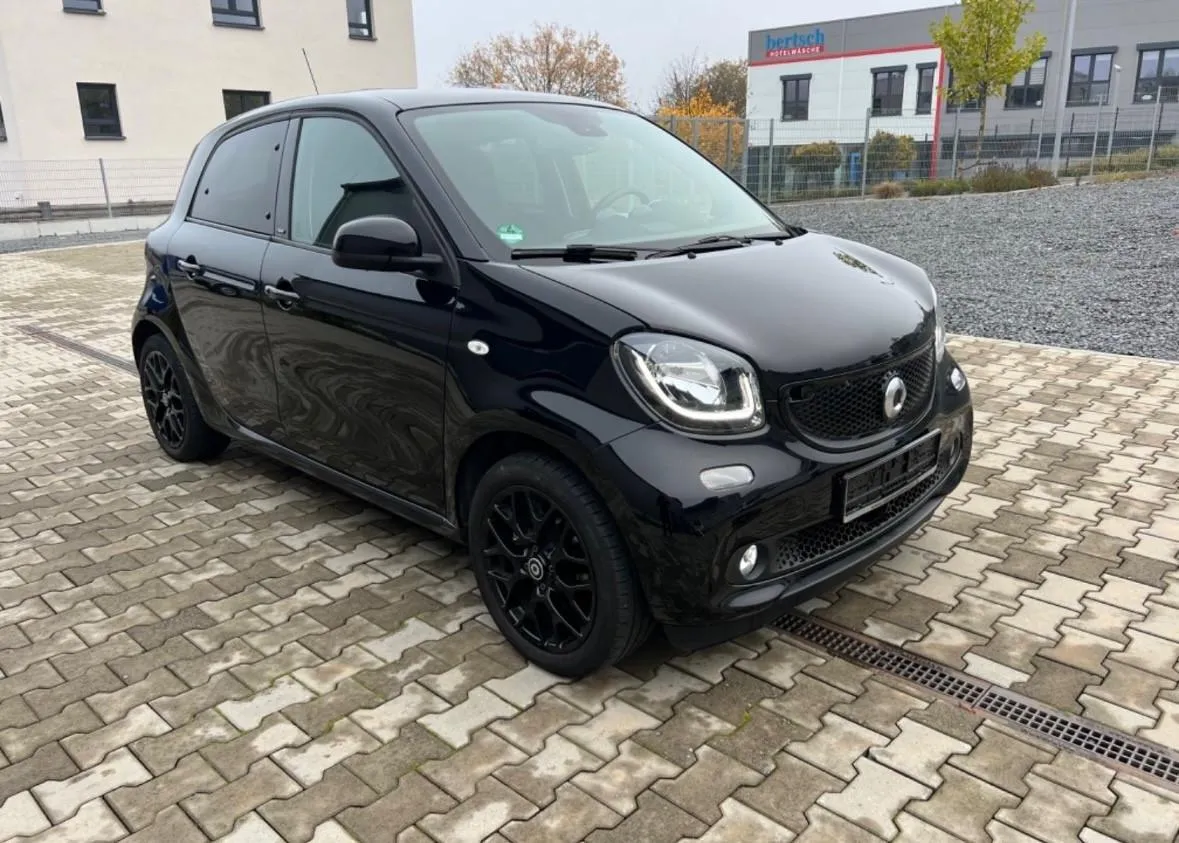 SMART forfour 90 0.9 Turbo twinamic Prime Image 1